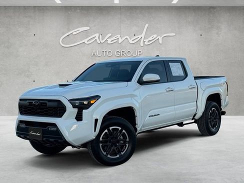 Used 2026 Toyota Tacoma TRD Sport image 1