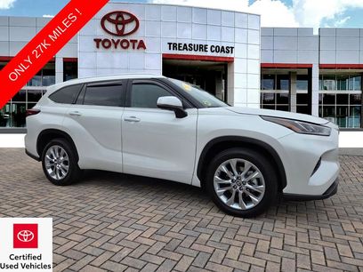 Used 2023 Toyota Highlander Limited