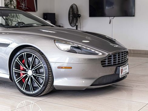 Used 2012 Aston Martin Virage Volante image 4