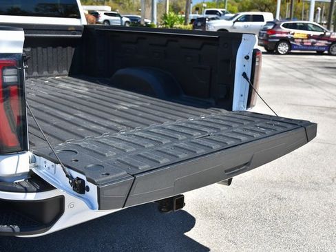 Certified 2024 GMC Sierra 2500 AT4 image 16