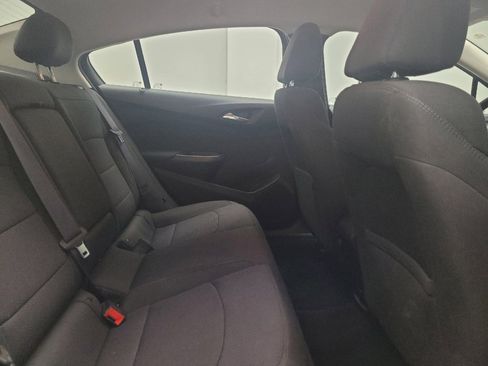 Used 2017 Chevrolet Cruze LT image 19