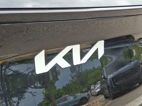 Certified 2026 Kia Sportage LX FWD image 30