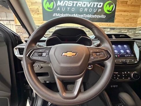 Used 2023 Chevrolet TrailBlazer LT w/ Convenience Package FWD image 20