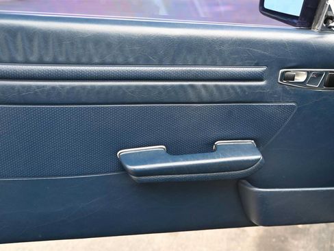 Used 1989 Mercedes-Benz 560 SL image 17