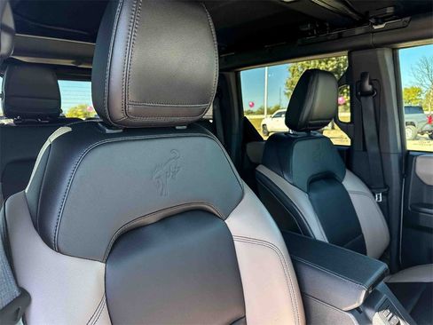 Used 2024 Ford Bronco Wildtrak image 23