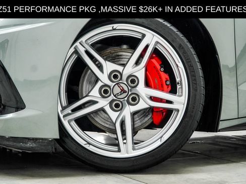 Used 2022 Chevrolet Corvette Stingray Premium Cpe w/ Z51 Performance Package RWD image 6