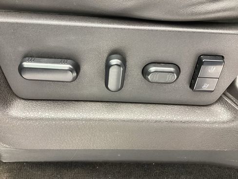Used 2014 Ford F150 Platinum AWD/4WD image 16