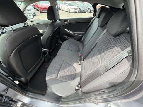 Used 2017 Hyundai Accent SE FWD image 23