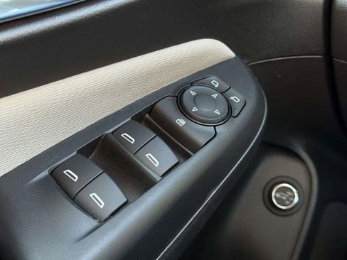 Used 2024 Buick Envista Avenir image 18