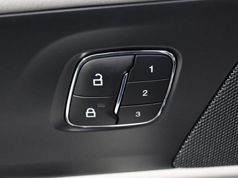New 2026 Lincoln Nautilus Premier w/ Equipment Group 102A AWD/4WD image 24