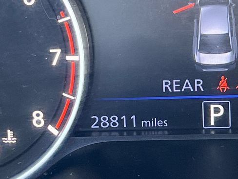 Used 2023 Nissan Altima 2.5 SL AWD/4WD image 9