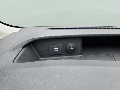 New 2025 Ford Transit 250 148 Medium Roof image 29