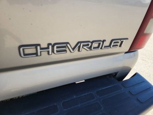 Used 2002 Chevrolet Silverado 1500 LS w/ Off-Road Pkg AWD/4WD image 26