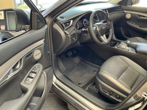 Used 2023 INFINITI QX50 Luxe AWD/4WD image 10