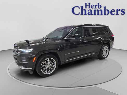 Used 2023 Jeep Grand Cherokee L Summit w/ Advanced Protech Group IV AWD/4WD image 9