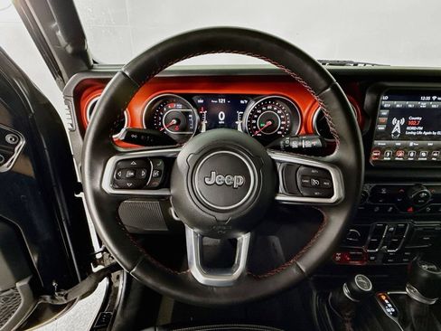 Used 2018 Jeep Wrangler Unlimited Rubicon AWD/4WD image 13
