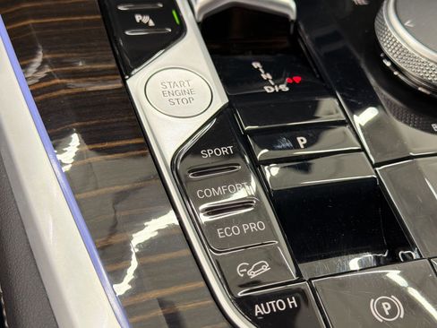 Certified 2024 BMW X5 xDrive40i w/ M Sport Package image 26