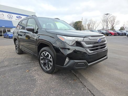 Certified 2025 Subaru Forester Premium w/ Convenience Package #1 image 1