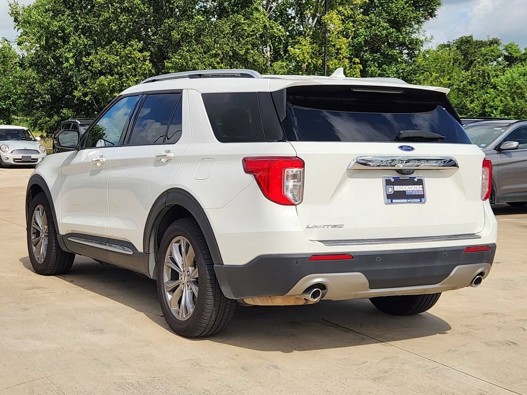 Used 2022 Ford Explorer Limited w/ Equipment Group 301A RWD image 7