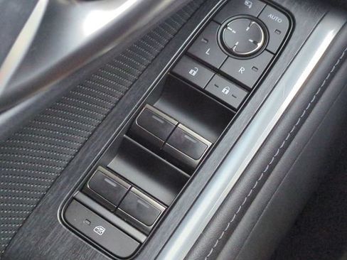 Used 2024 Lexus GX 550 w/ Cold Area Package AWD/4WD image 24