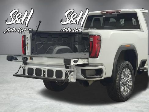 Used 2024 GMC Sierra 2500 Denali w/ Denali Reserve Package AWD/4WD image 30