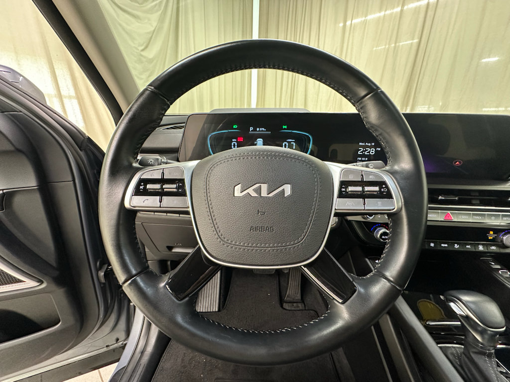 Used 2025 Kia Telluride S FWD image 27