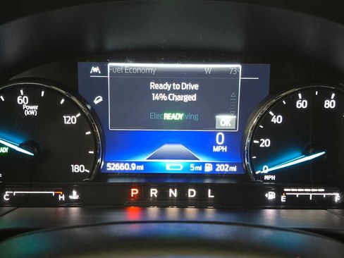 Used 2022 Ford Escape SE w/ Convenience Package FWD image 27