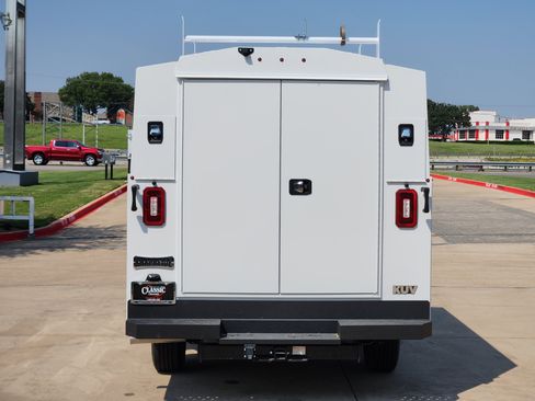 New 2025 Chevrolet Express 3500 w/ Power Convenience Package image 7