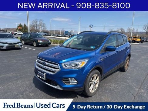 Used 2018 Ford Escape SEL image 3
