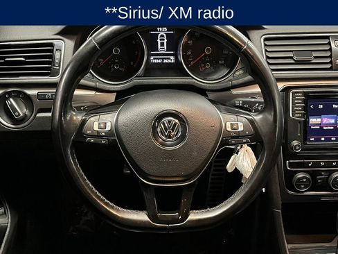 Used 2018 Volkswagen Passat 2.0T R-Line w/ R-Line Lighting Package FWD image 8