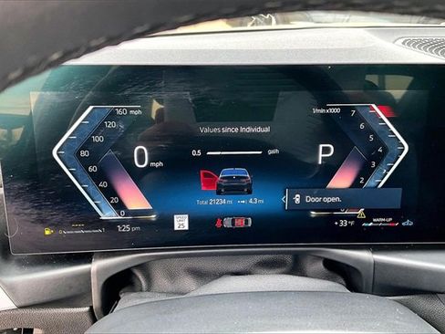 Used 2024 BMW 330i xDrive 330i xDrive image 22