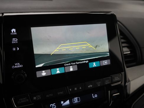Used 2022 Honda Odyssey Touring image 25