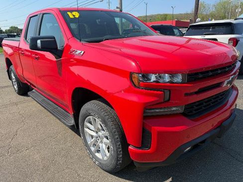 Used 2019 Chevrolet Silverado 1500 RST AWD/4WD image 1