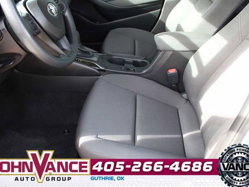 Used 2026 Toyota Corolla LE image 23
