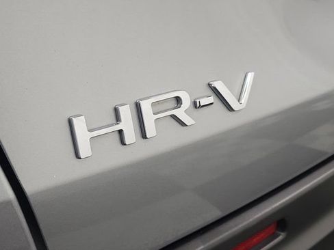 Certified 2025 Honda HR-V LX image 8