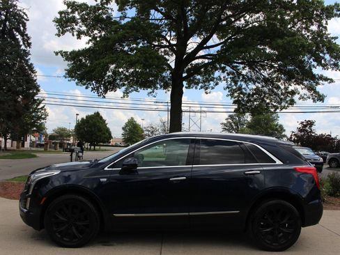 Used 2017 Cadillac XT5 Luxury AWD/4WD image 6