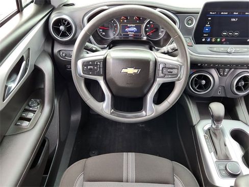 Used 2023 Chevrolet Blazer LT w/ Driver Confidence Package image 6