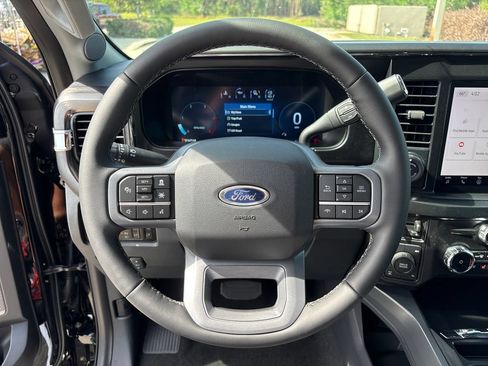 New 2026 Ford F250 Lariat w/ Lariat Premium Package AWD/4WD image 16