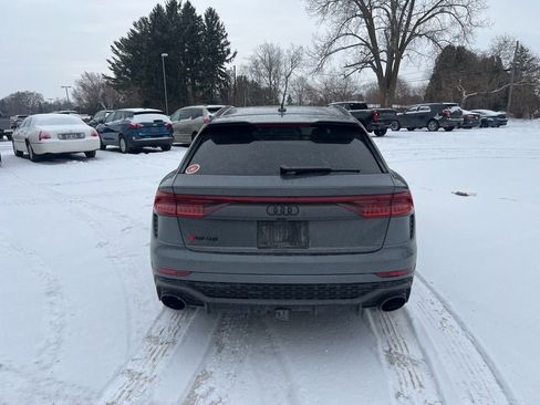 Used 2022 Audi RS Q8 w/ Carbon Optic Package image 6