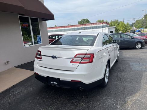 Used 2015 Ford Taurus SEL w/ Equipment Group 201A AWD/4WD image 6