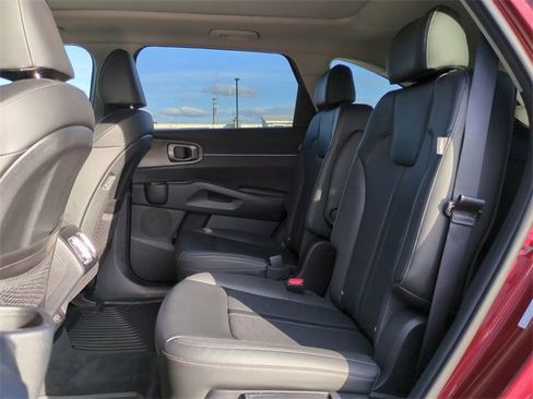Used 2024 Kia Sorento X-Line EX image 12