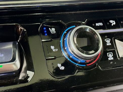 Used 2022 GMC Sierra 1500 AT4X image 21