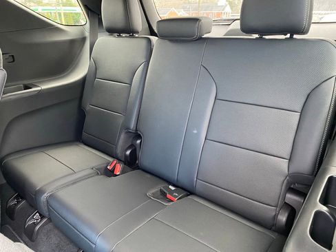 New 2026 Chevrolet Traverse High Country image 18