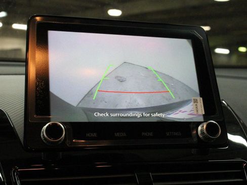 New 2026 Mitsubishi Eclipse Cross LE image 13