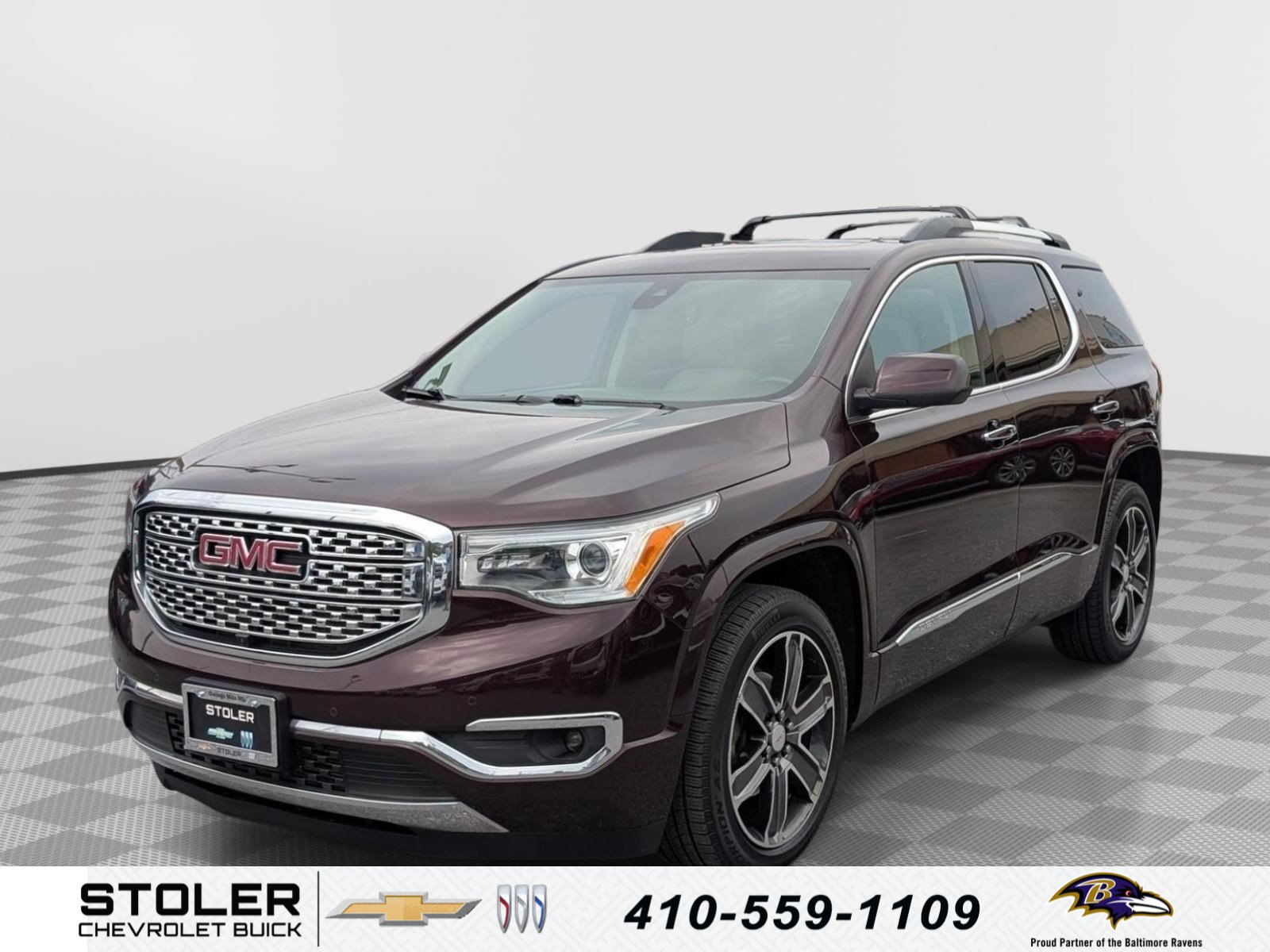 Used 2018 GMC Acadia Denali w/ Technology Package AWD/4WD image 1