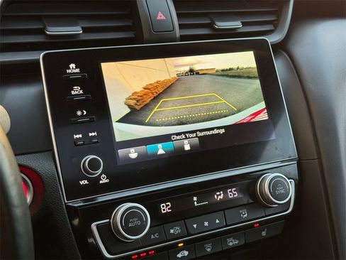 Used 2019 Honda Insight Touring image 20