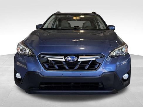 Used 2022 Subaru Crosstrek 2.0i Premium w/ Moonroof Package AWD/4WD image 2