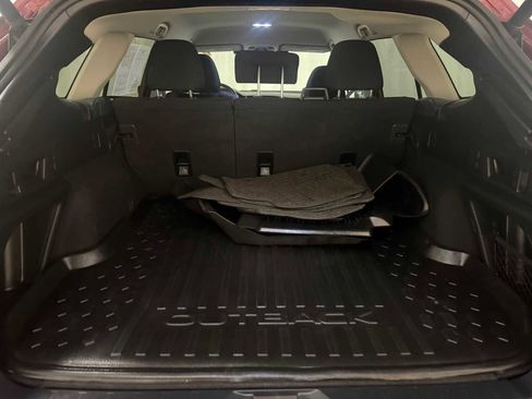 Certified 2023 Subaru Outback Premium image 24