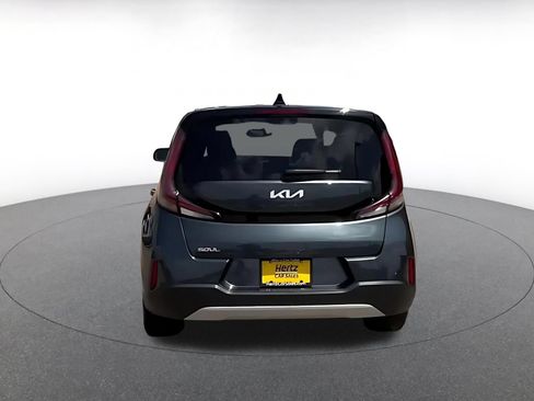 Used 2025 Kia Soul LX w/ LX Technology Package FWD image 12