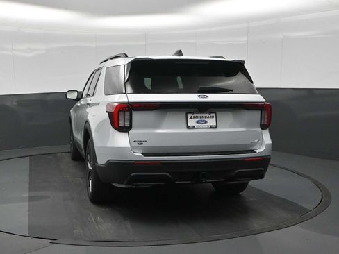 New 2026 Ford Explorer ST-Line w/ ST-Line Street Pack AWD/4WD image 7